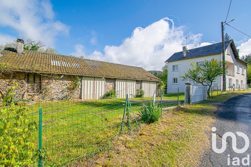 Maison 6 pièces de 141 m² à Saint-Hilaire-Peyroux (19560)