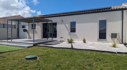 Maison 4 pièces de 89 m² à Semussac (17120)