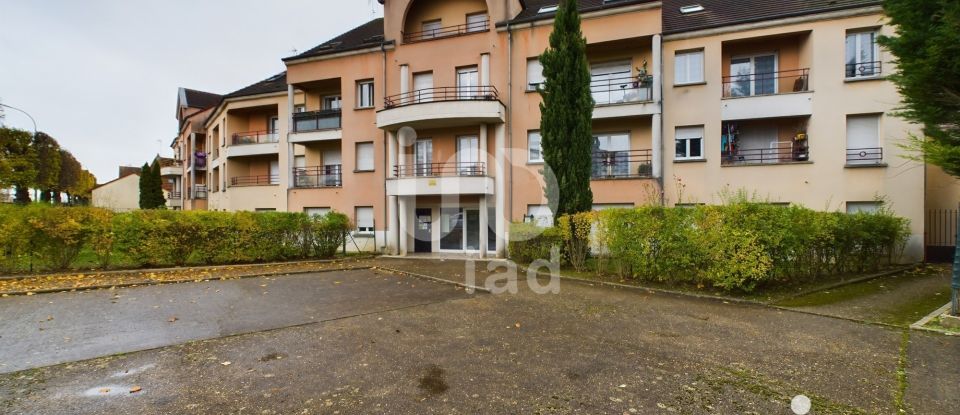 Apartment 2 rooms of 40 m² in Melun (77000)