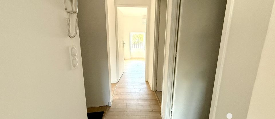 Apartment 3 rooms of 62 m² in Lapalud (84840)