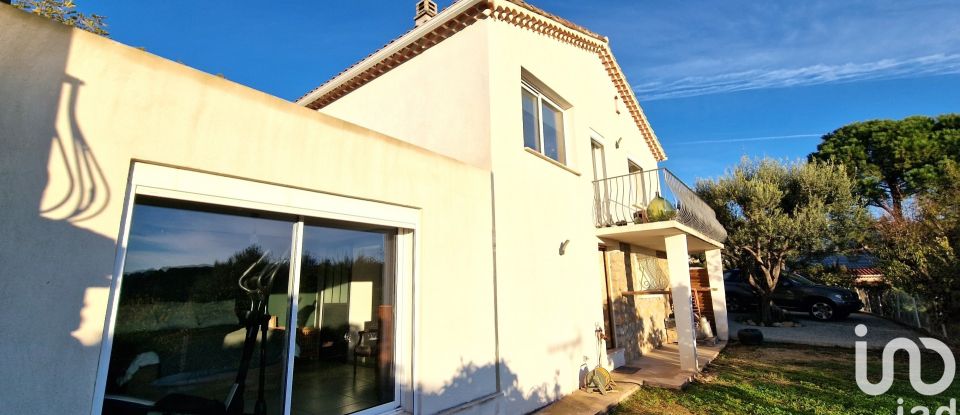 Traditional house 4 rooms of 125 m² in Ollioules (83190)