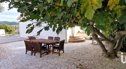 Traditional house 4 rooms of 125 m² in Ollioules (83190)