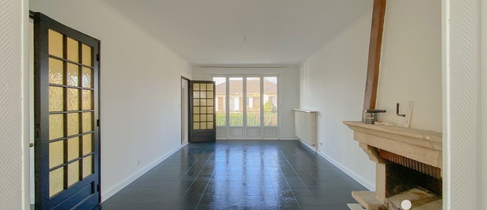 Maison 7 pièces de 170 m² à Ars-Laquenexy (57530)