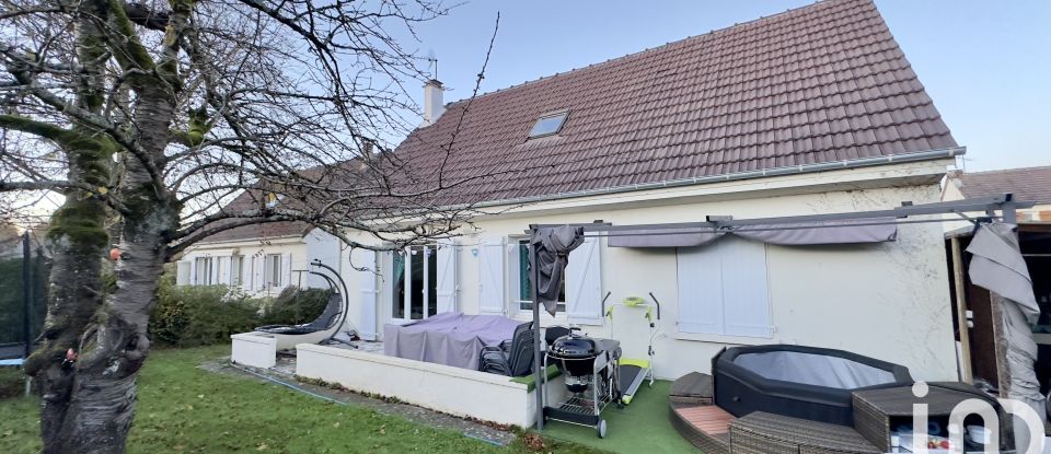 Maison 5 pièces de 118 m² à Crépy-en-Valois (60800)