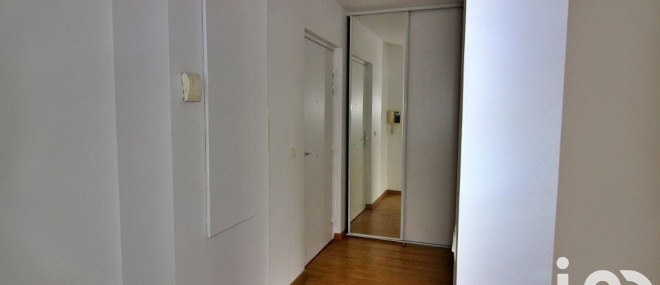 Apartment 3 rooms of 57 m² in Alfortville (94140)