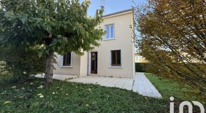 House 7 rooms of 90 m² in Varennes (24150)