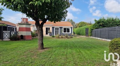 Traditional house 4 rooms of 137 m² in Ludon-Médoc (33290)