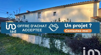 Village house 4 rooms of 196 m² in Saint-Maurice-le-Girard (85390)