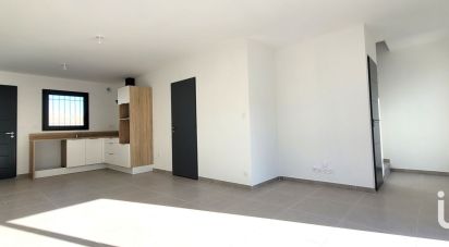 House 4 rooms of 75 m² in Piolenc (84420)