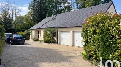 Maison 8 pièces de 215 m² à Chevry-Cossigny (77173)