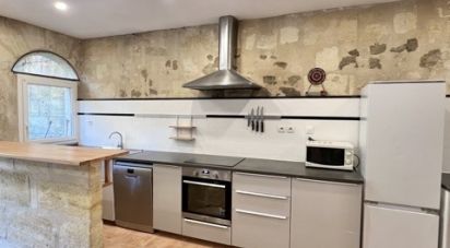 Appartement 3 pièces de 83 m² à Bordeaux (33300)