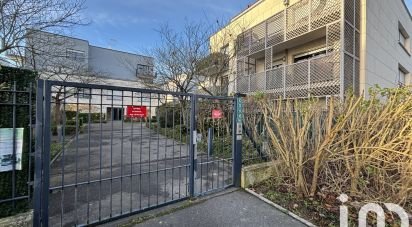 Parking/garage/box de 17 m² à Montévrain (77144)