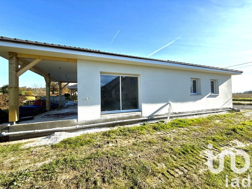 Maison 4 pièces de 90 m² à Serres-Sainte-Marie (64170)