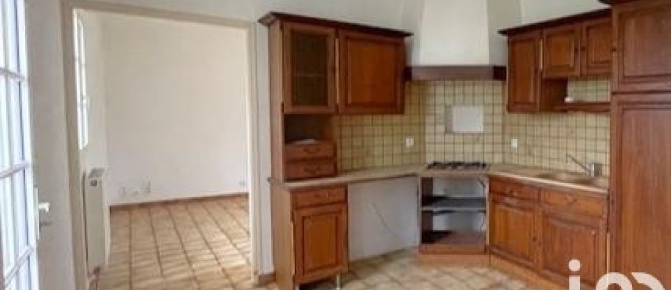 Town house 4 rooms of 91 m² in La Roche-sur-Yon (85000)