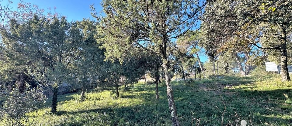 Terrain de 570 m² à Castillon-du-Gard (30210)