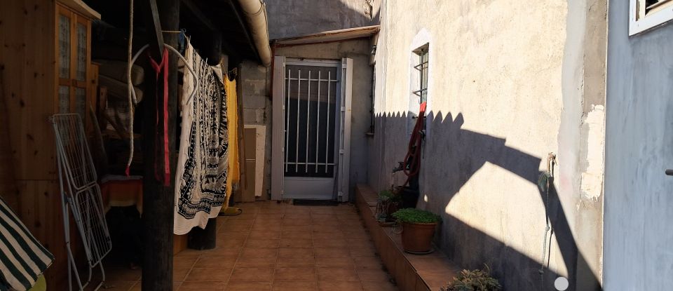 House 4 rooms of 130 m² in Canet (11200)