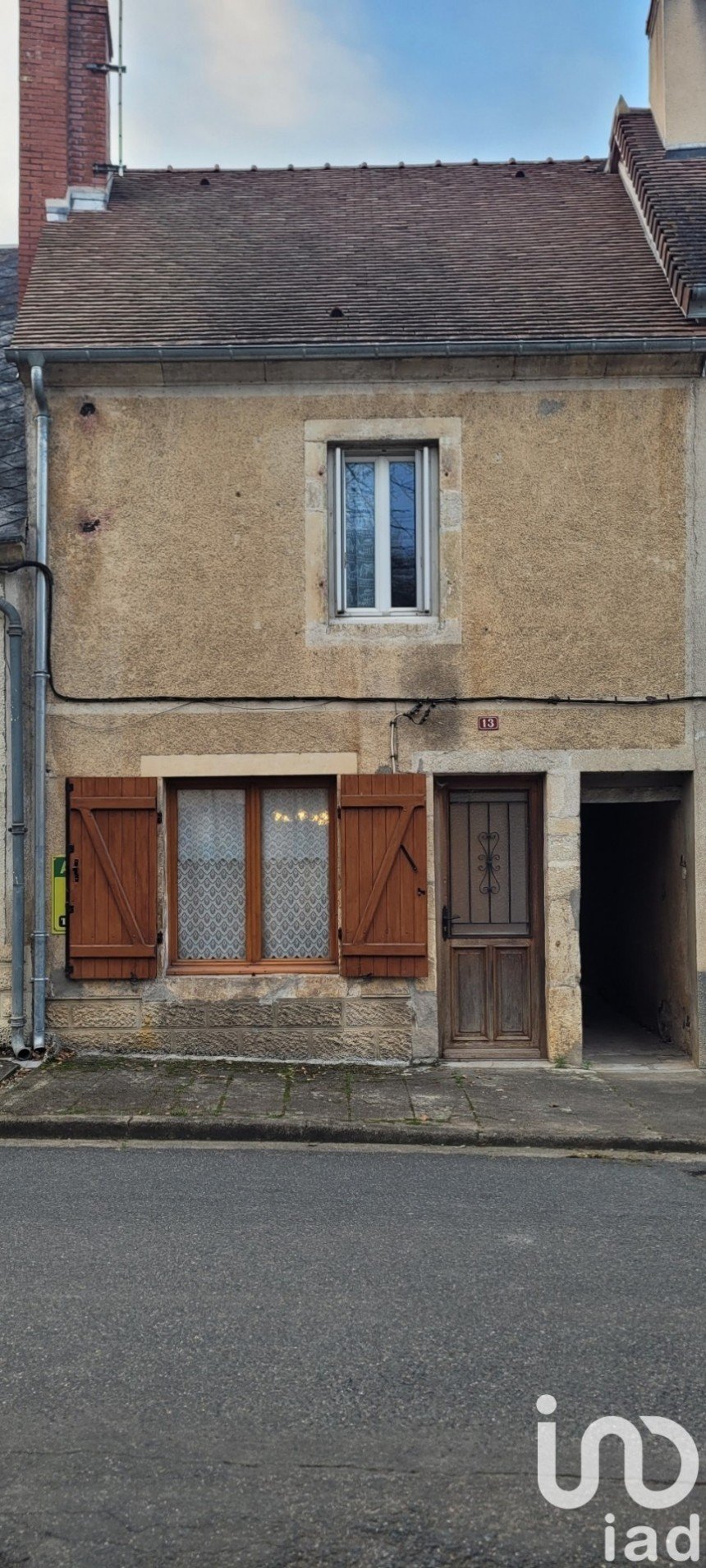 Maison de village 3 pièces de 70 m² à Bannegon (18210)