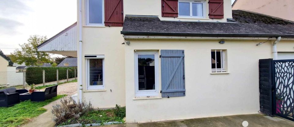 Traditional house 7 rooms of 140 m² in Les Bordes (45460)