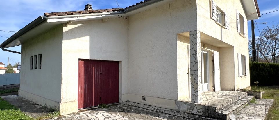 House 6 rooms of 125 m² in Libourne (33500)