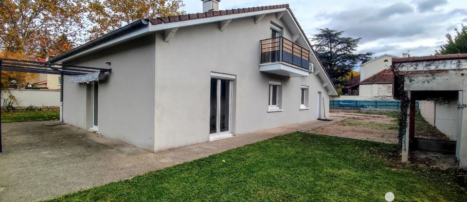 Maison 5 pièces de 118 m² à Andrézieux-Bouthéon (42160)