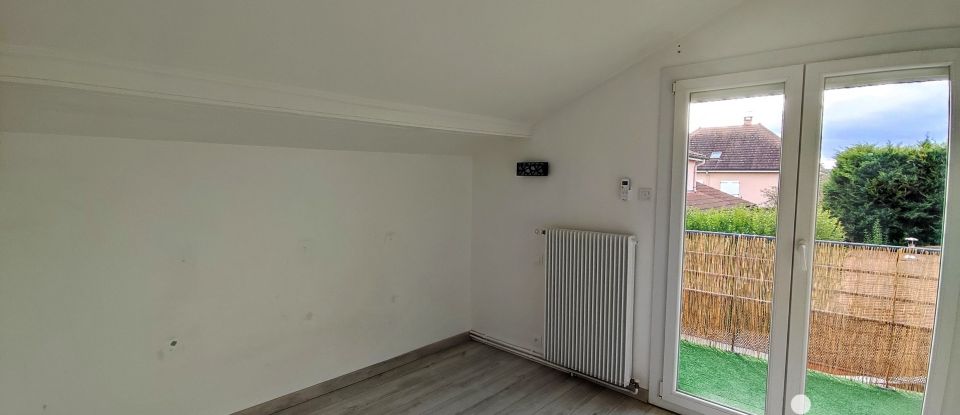 Maison 5 pièces de 118 m² à Andrézieux-Bouthéon (42160)