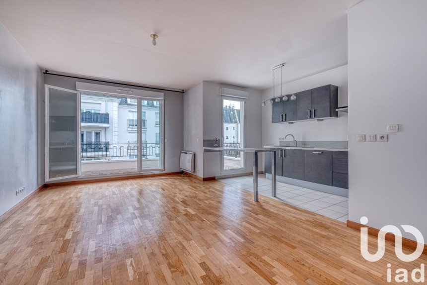 Appartement 3 pièces de 73 m² à Noisy-le-Grand (93160)