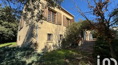 Maison 8 pièces de 177 m² à Châteauneuf-de-Gadagne (84470)