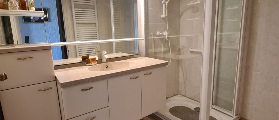 Appartement 3 pièces de 85 m² à Grenoble (38000)