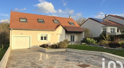 Maison 5 pièces de 140 m² à Corny-sur-Moselle (57680)