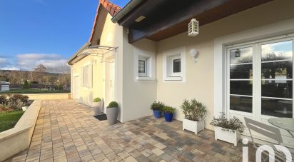 Maison 5 pièces de 140 m² à Corny-sur-Moselle (57680)