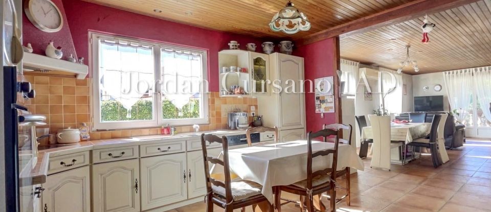 House 4 rooms of 120 m² in Ille-sur-Têt (66130)