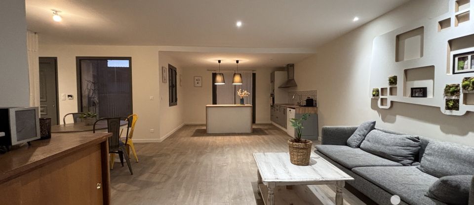 Maison 6 pièces de 115 m² à Bailly-Romainvilliers (77700)