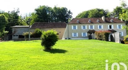 Domaine 8 pièces de 255 m² à Lahourcade (64150)