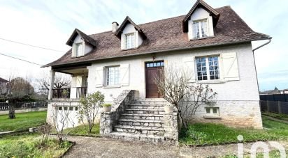 Traditional house 6 rooms of 154 m² in Bretenoux (46130)