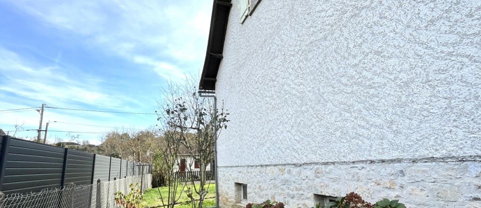 Maison traditionnelle 6 pièces de 154 m² à Bretenoux (46130)