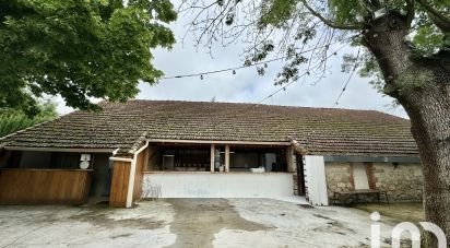 Barn conversion 3 rooms of 300 m² in Castelnau-Montratier (46170)