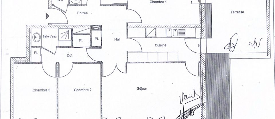 Appartement 4 pièces de 87 m² à Compiègne (60200)