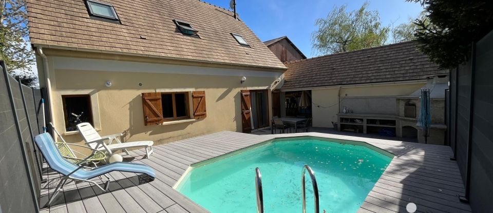 Traditional house 6 rooms of 134 m² in Les Granges-le-Roi (91410)