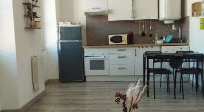 Studio 1 room of 26 m² in Toulon (83000)