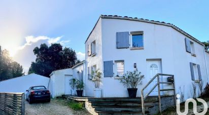 Architect house 4 rooms of 123 m² in Dolus-d'Oléron (17550)