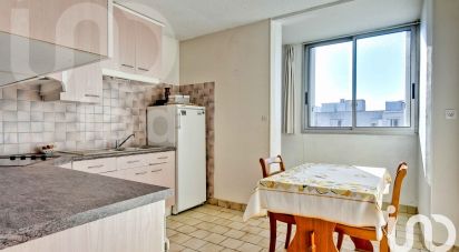 Apartment 4 rooms of 88 m² in Cenon (33150)