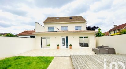 Maison 5 pièces de 144 m² à Paray-Vieille-Poste (91550)