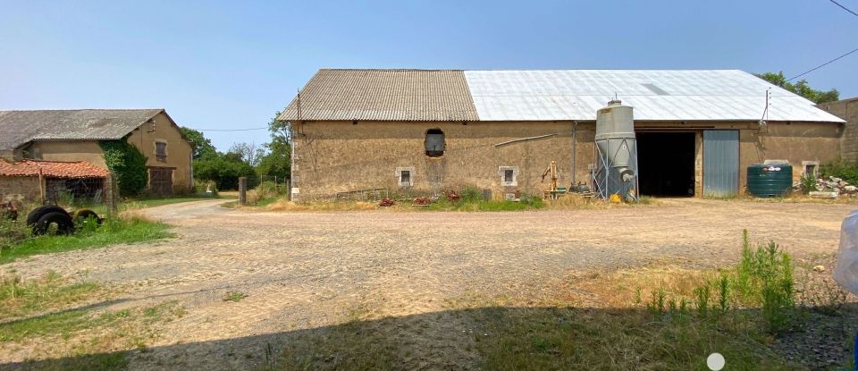 Farm 7 rooms of 182 m² in Le Vigeant (86150)