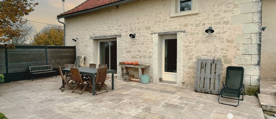 Longere 6 rooms of 163 m² in Senillé-Saint-Sauveur (86100)