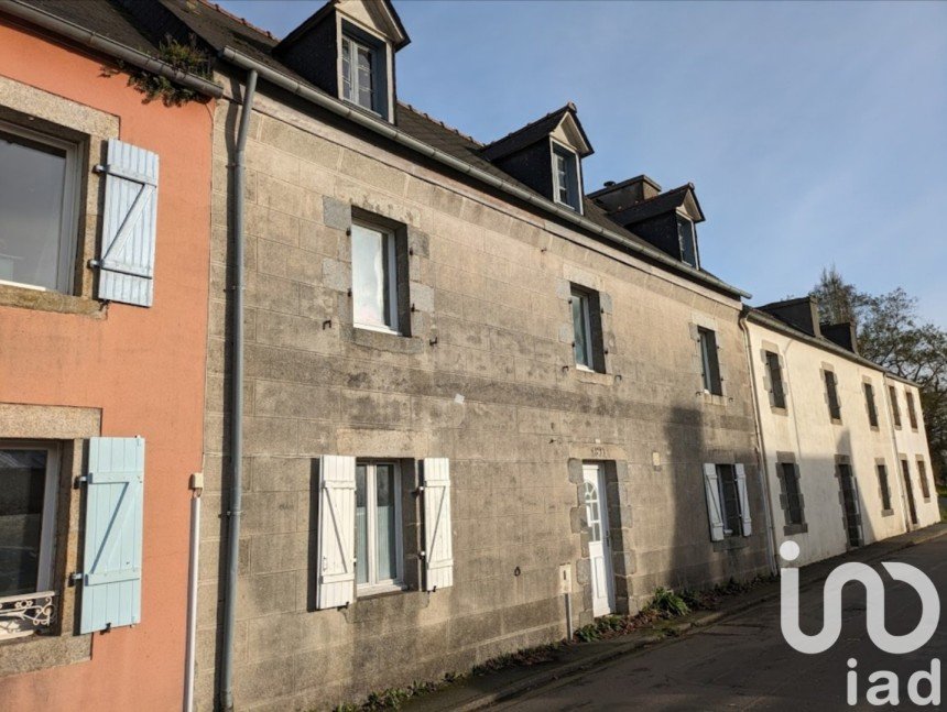 Town house 5 rooms of 92 m² in Ploudaniel (29260)