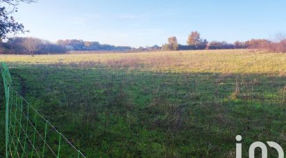 Land of 14,667 m² in Espiet (33420)