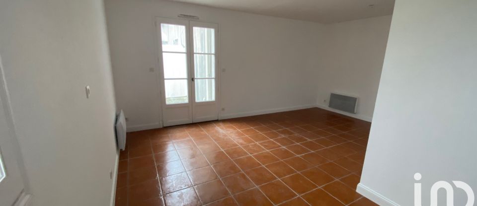 Appartement 3 pièces de 60 m² à Courçon (17170)