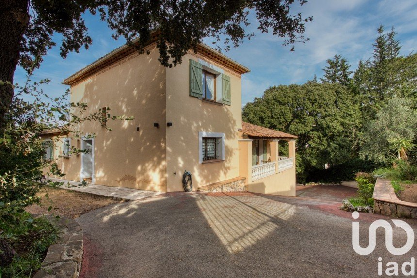 Maison 5 pièces de 128 m² à Fréjus (83600)