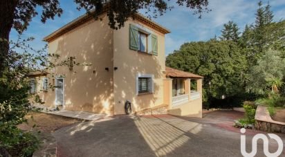 Maison 5 pièces de 128 m² à Fréjus (83600)