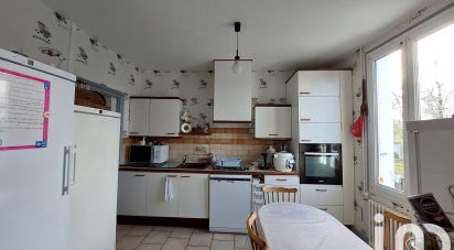 Town house 5 rooms of 140 m² in Châteauroux (36000)